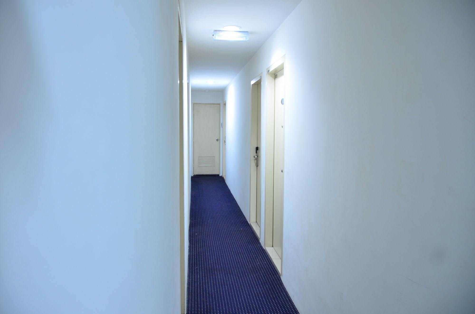 Hotel Alam Indi Джохор-Бару Экстерьер фото